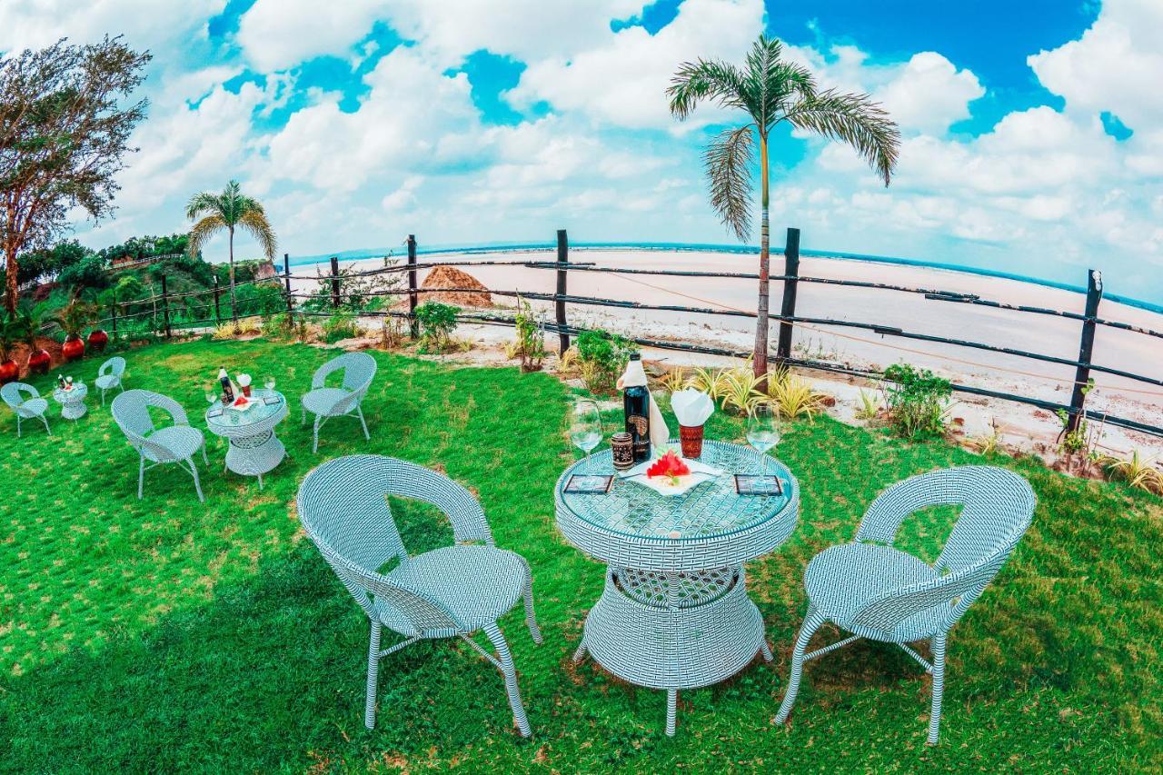 Royal Emerald River View Resort Bagan Dış mekan fotoğraf